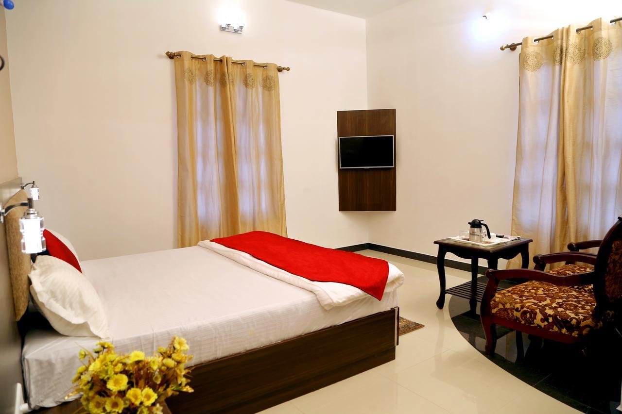 Premier Inn Yercaud Exterior foto
